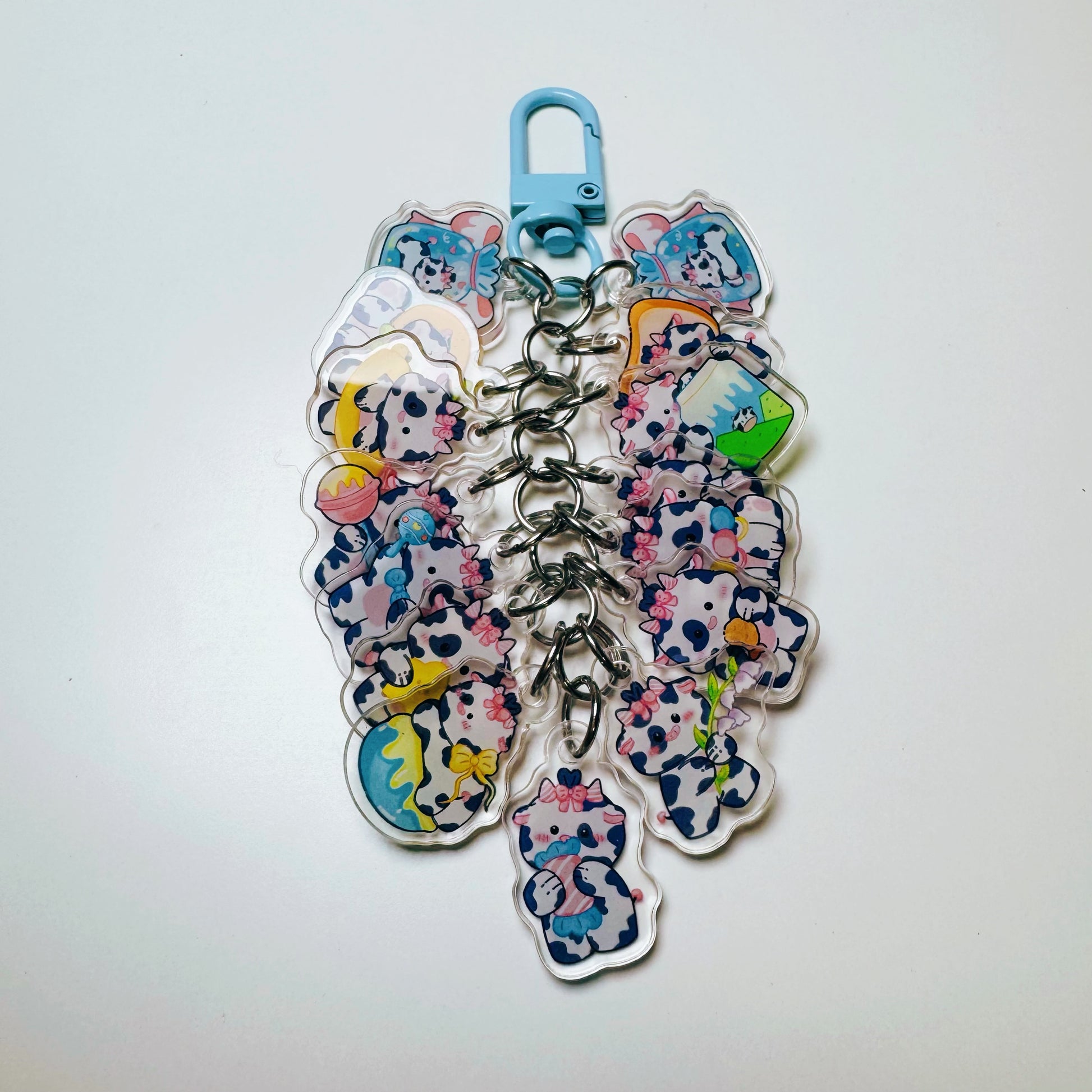 Kawaii Cow Girl Keychain – Random Dress-Up Style - DreamfulYKC