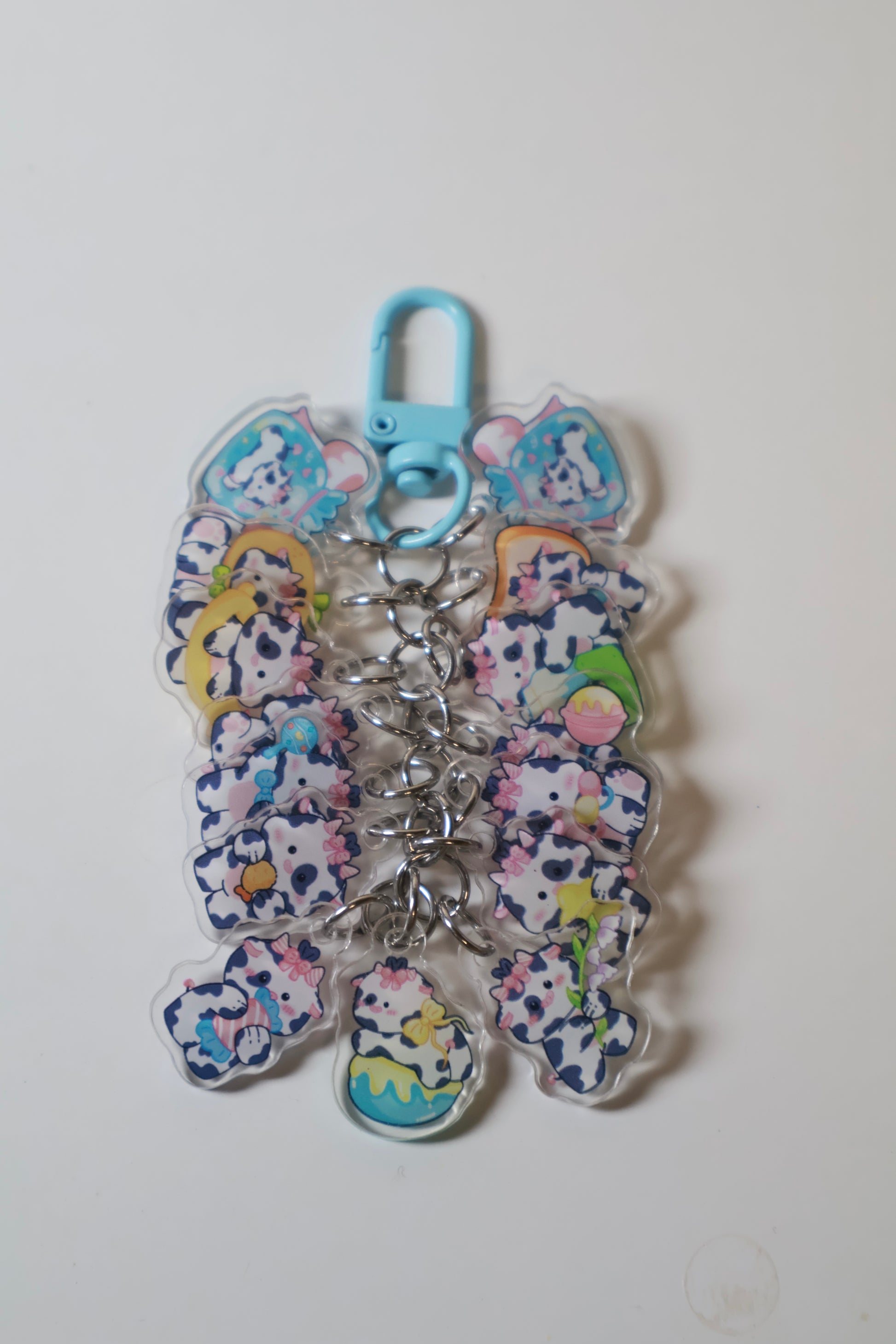 Kawaii Cow Girl Keychain – Random Dress-Up Style - DreamfulYKC